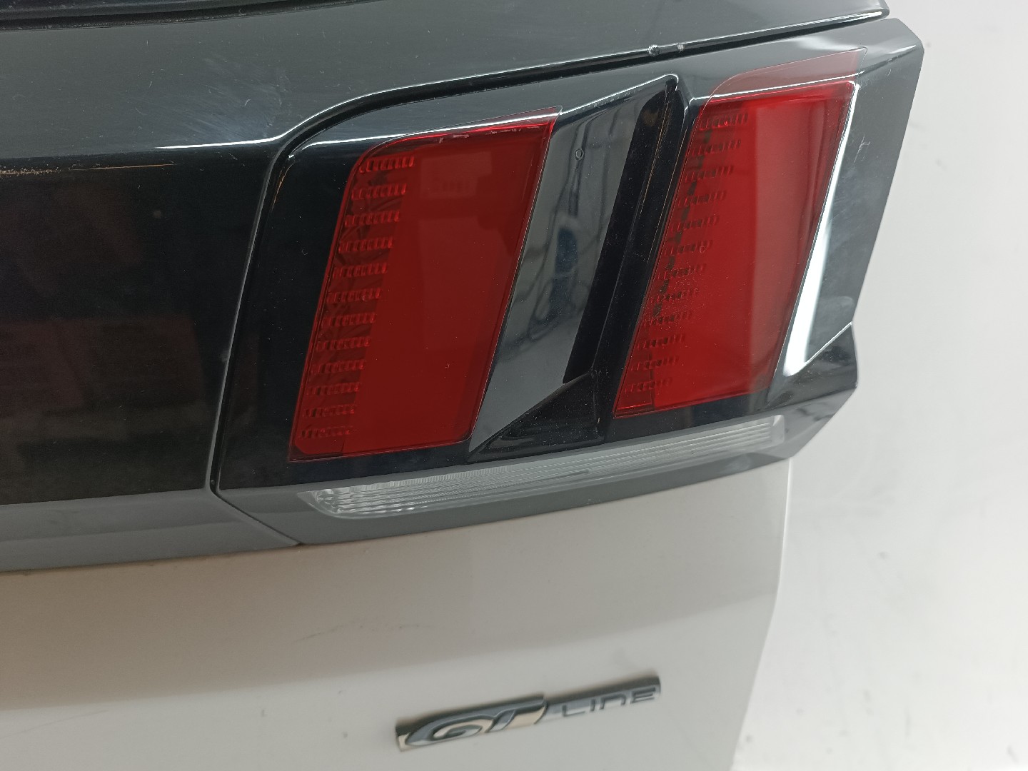 Porta de mala PEUGEOT 3008 SUV (M_) | 16 -  Imagem-7