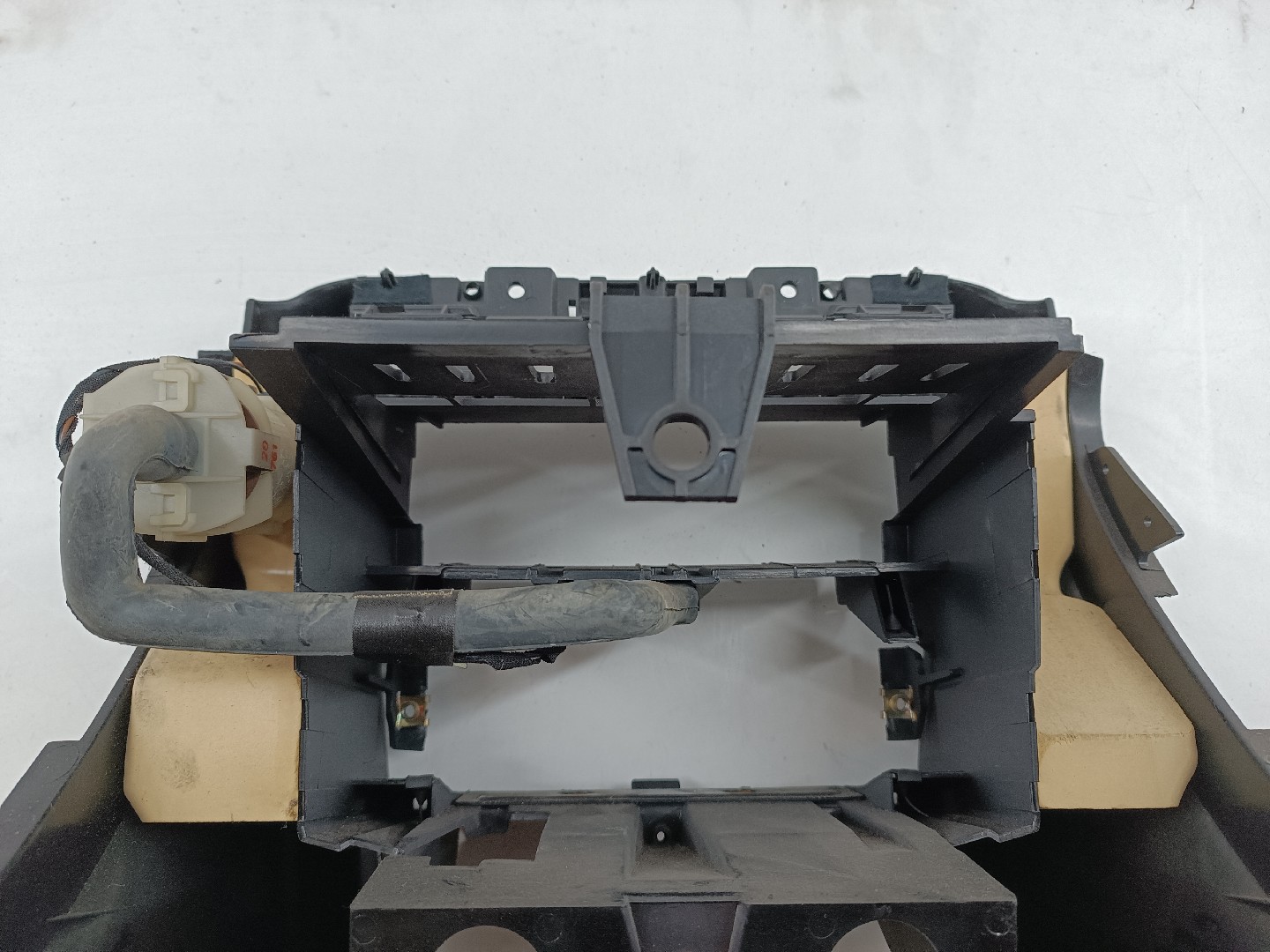 Consola Central AUDI A3 (8L1) | 96 - 06 Imagem-2