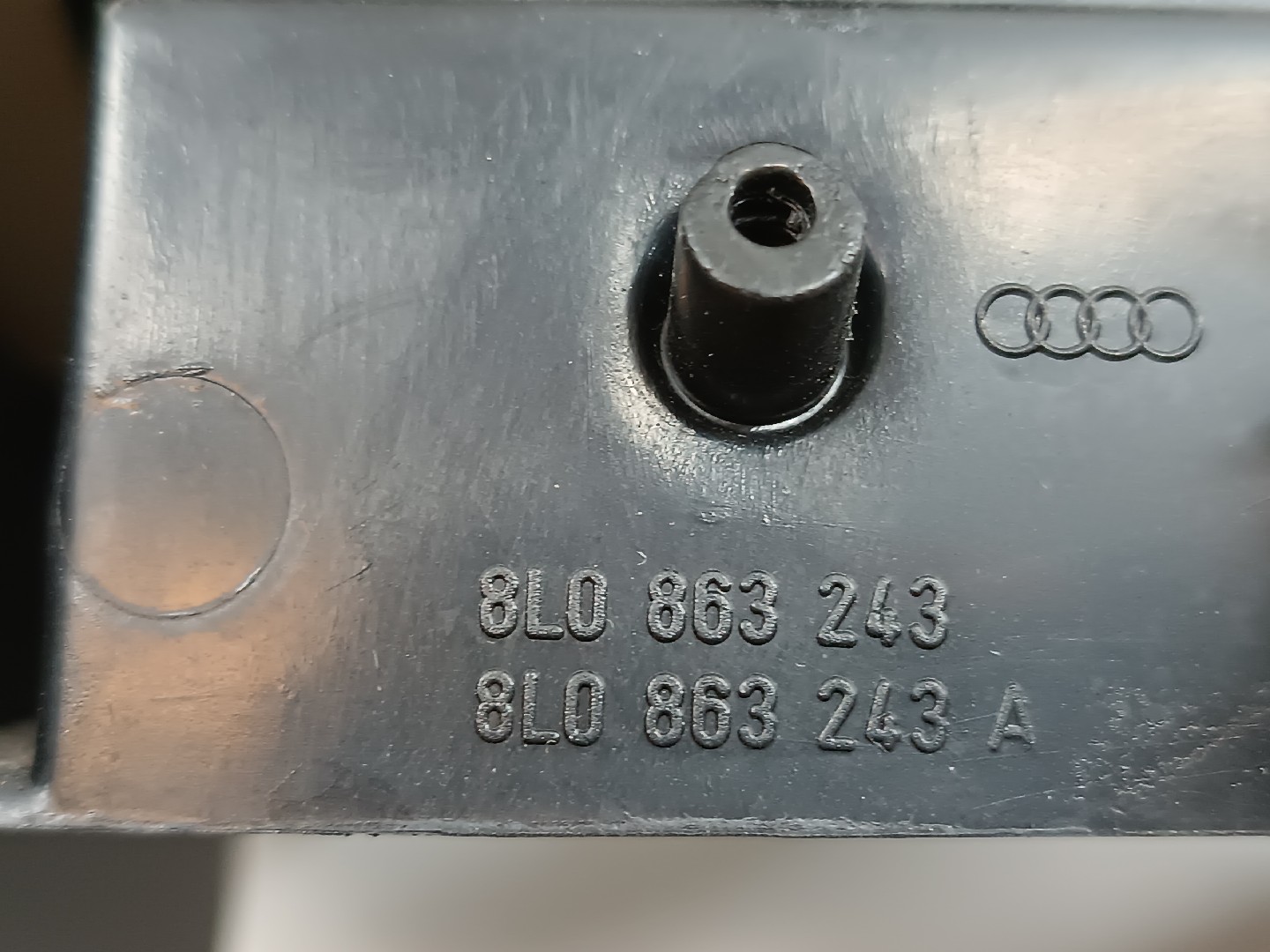 Consola Central AUDI A3 (8L1) | 96 - 06 Imagem-1