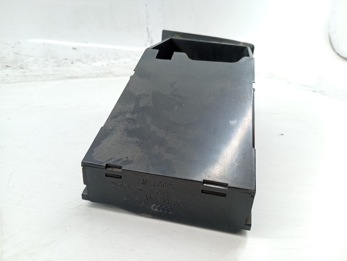 Gaveta AUDI A3 (8L1) | 96 - 06 Imagem-4