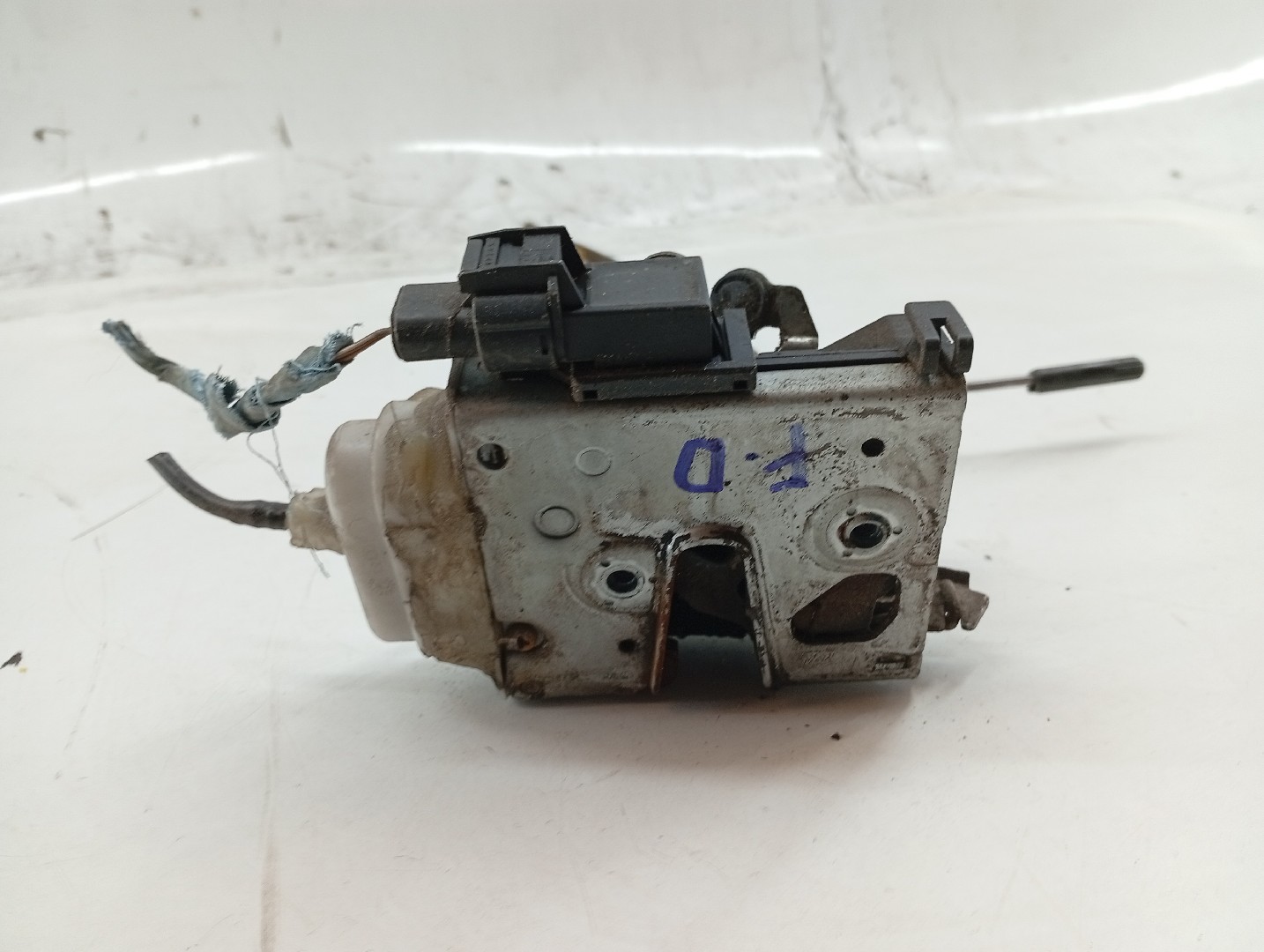 Fecho da Porta Frente Direito AUDI A3 (8L1) | 96 - 06 Imagem-3