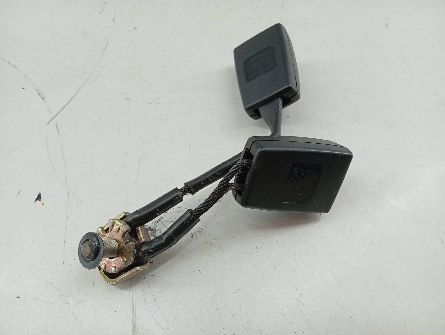 Encaixe cinto traseiro AUDI A3 (8L1) | 96 - 06