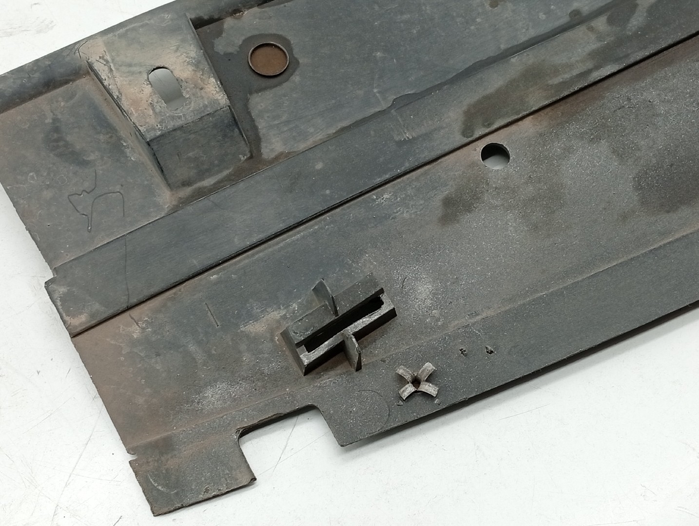 Defletor de proteção inferior RENAULT CLIO II (BB_, CB_) | 98 -  Imagem-4