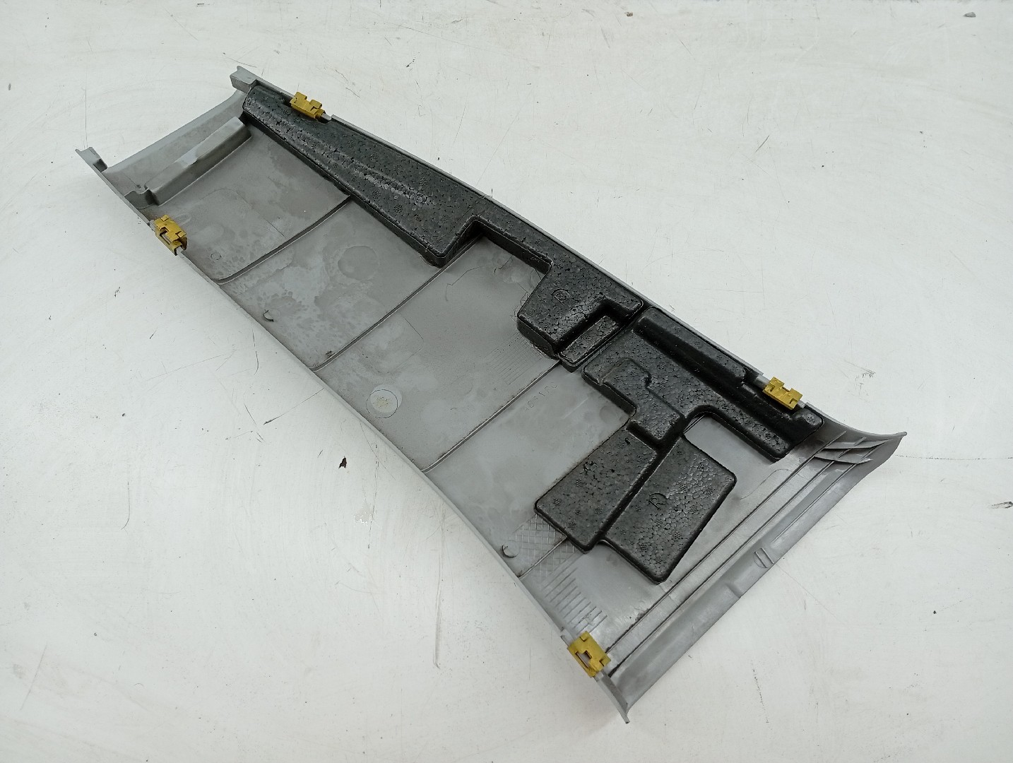 Moldura de pilar B direita MERCEDES-BENZ C-CLASS T-Model (S203) | 01 - 07