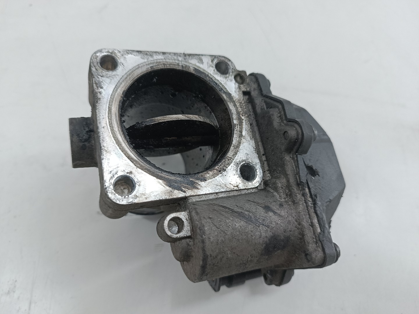 Borboleta de admissão HYUNDAI i30 (GD) | 11 - 
