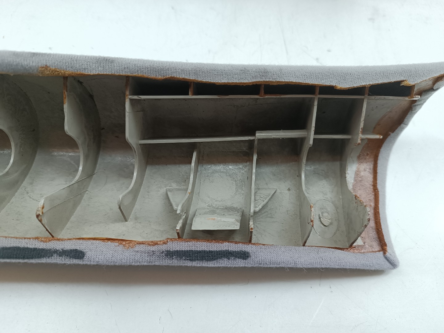 Moldura de pilar A MERCEDES-BENZ E-CLASS T-Model (S211) | 03 - 09 Imagem-2