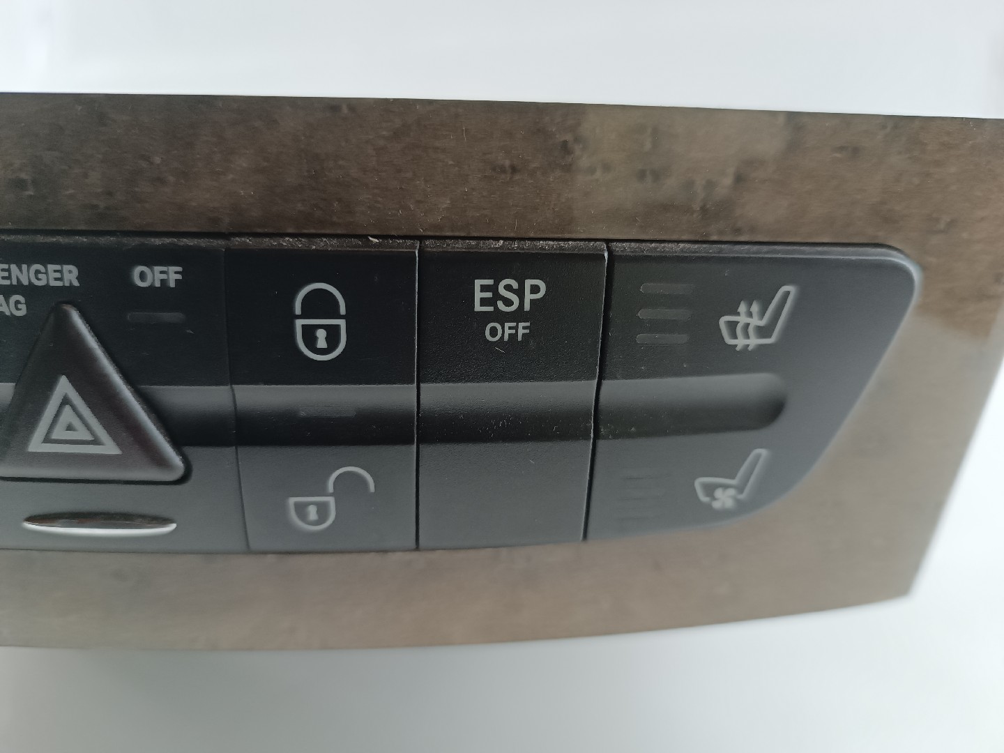 Consola Central MERCEDES-BENZ E-CLASS T-Model (S211) | 03 - 09 Imagem-10