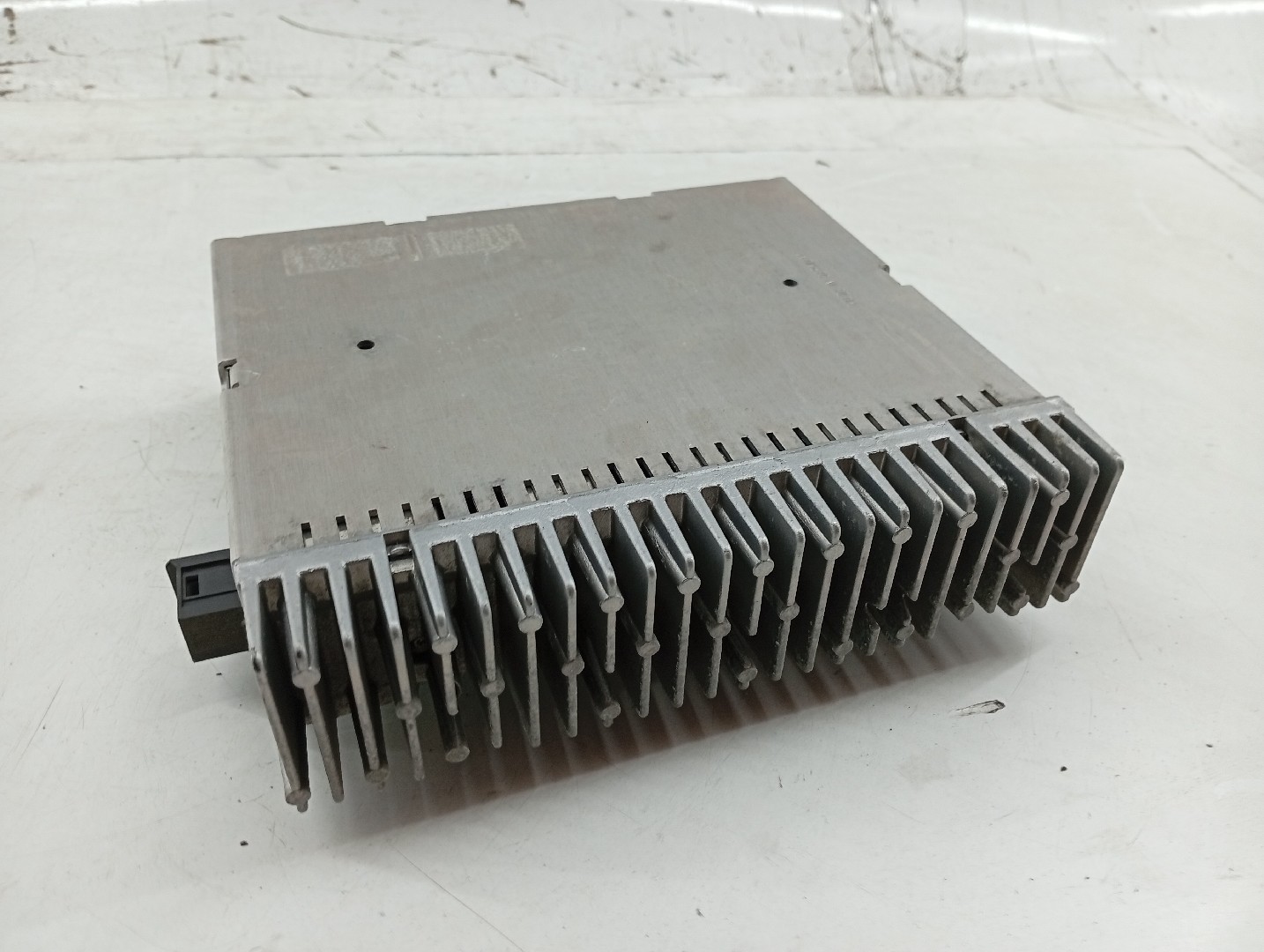 Amplificador de som MERCEDES-BENZ E-CLASS T-Model (S211) | 03 - 09