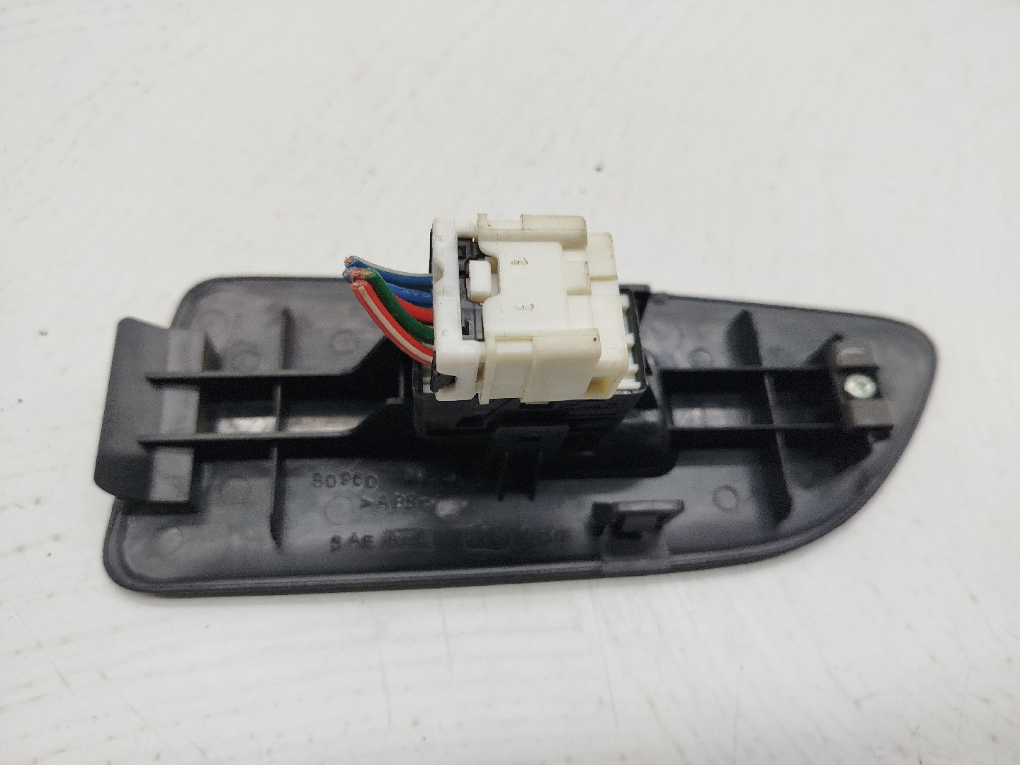 Comutador de vidro frente direito NISSAN ALMERA I (N15) | 95 - 00 Imagem-4