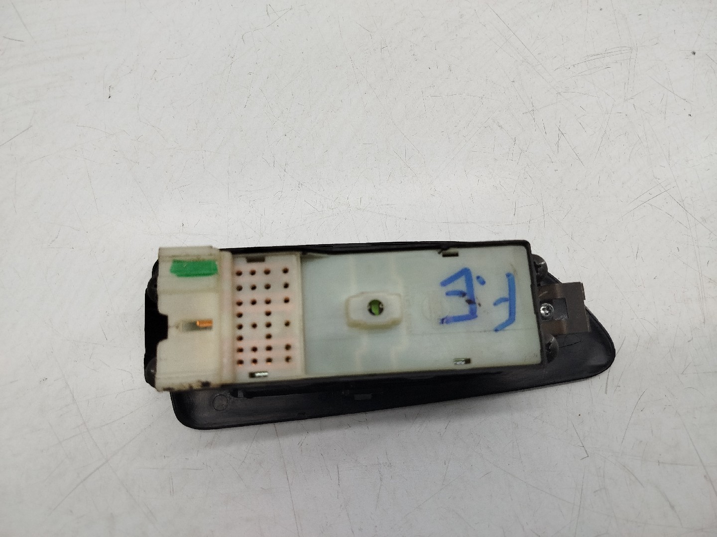 Comutador de vidro frente esquerdo NISSAN ALMERA I (N15) | 95 - 00 Imagem-2