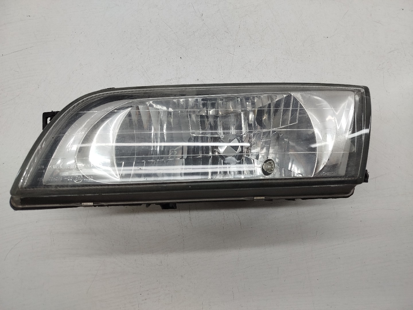 Ótica Esquerda NISSAN ALMERA I (N15) | 95 - 00 Imagem-6