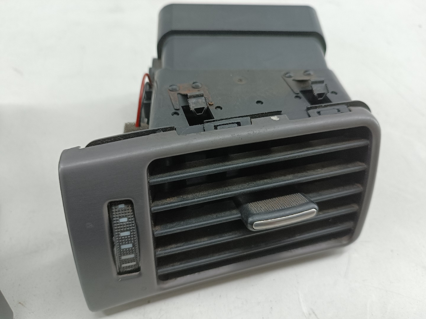 Difusor de ar AUDI A6 (4B2, C5) | 97 - 05 Imagem-1