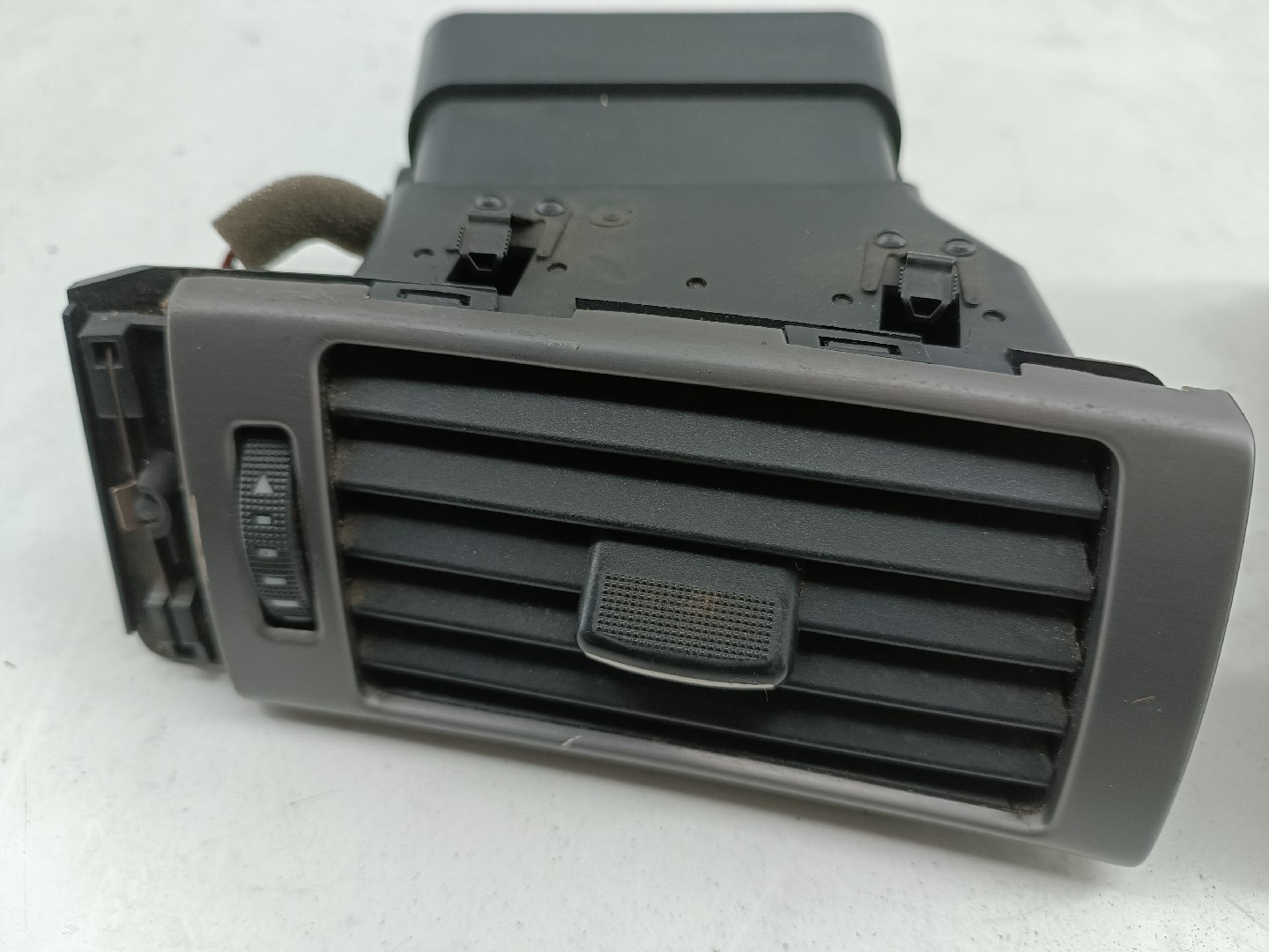 Difusor de ar AUDI A6 (4B2, C5) | 97 - 05 Imagem-2