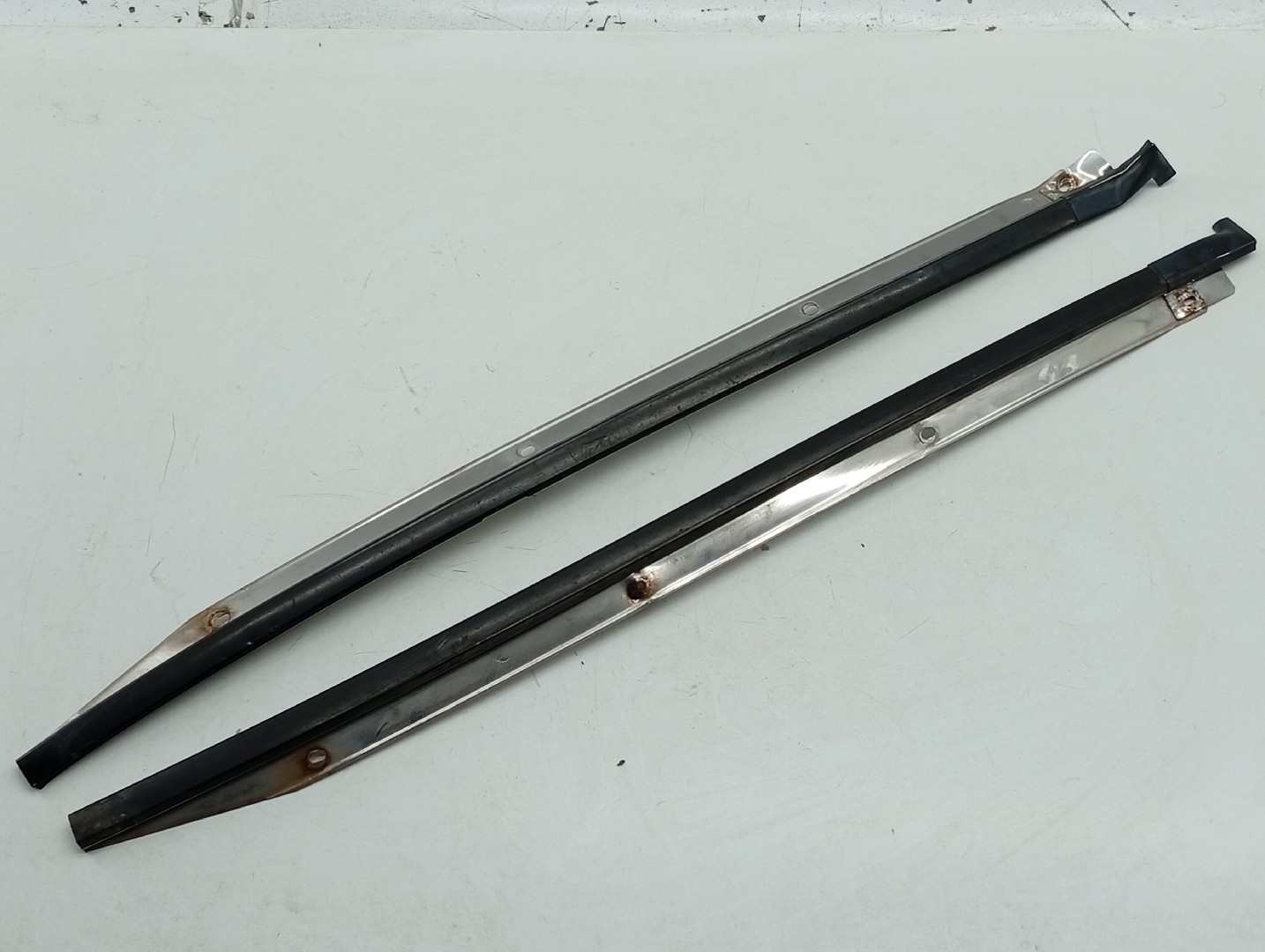Friso do Vidro NISSAN ALMERA I (N15) | 95 - 00 Imagem-6