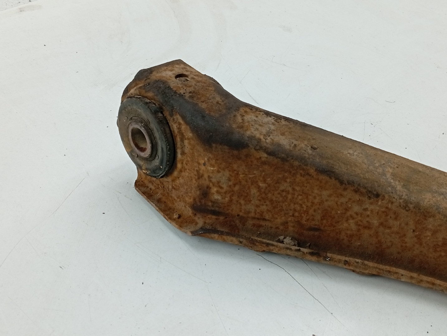 Braço de suspensão frente direito OPEL CORSA B (S93) | 93 - 02 Imagem-3