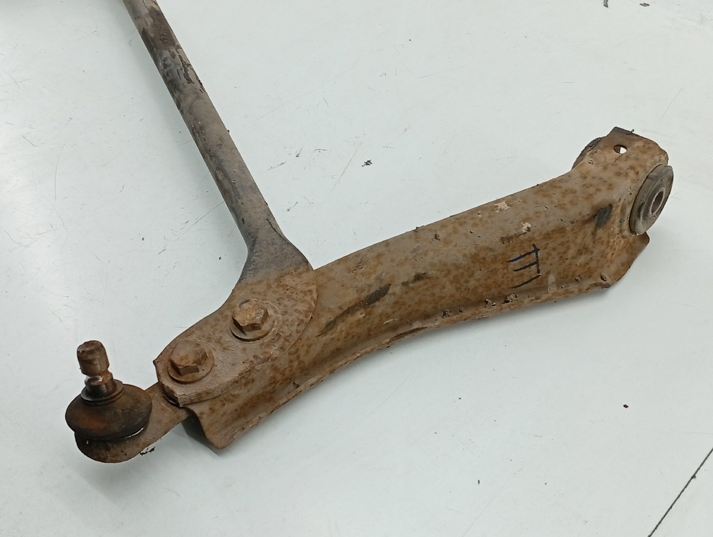 Braço de suspensão frente esquerdo OPEL CORSA B (S93) | 93 - 02 Imagem-1