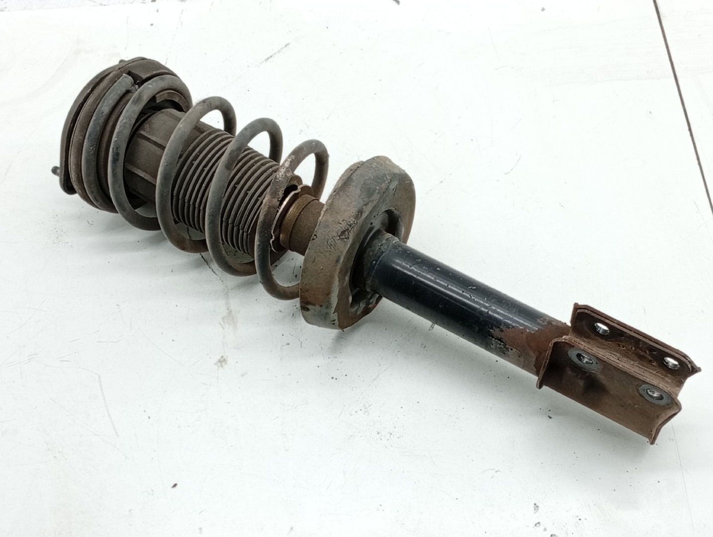 Amortecedor frente esquerdo OPEL CORSA B (S93) | 93 - 02