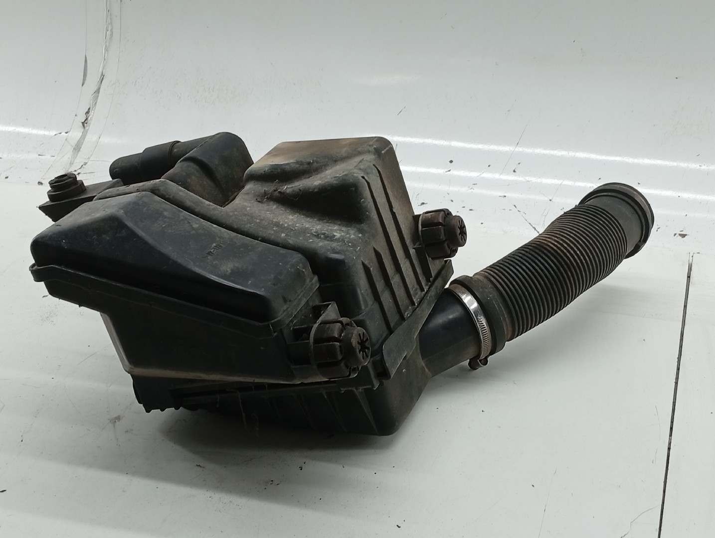Caixa de filtro de ar com tubo de ar OPEL CORSA B (S93) | 93 - 02 Imagem-5