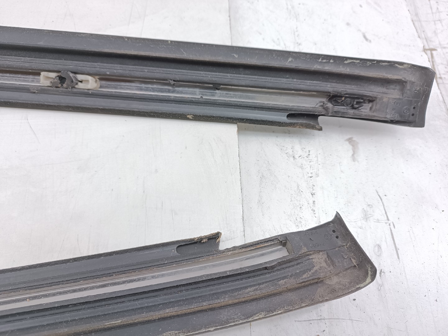 Friso do Tejadilho VOLKSWAGEN VENTO (1H2) | 91 - 98