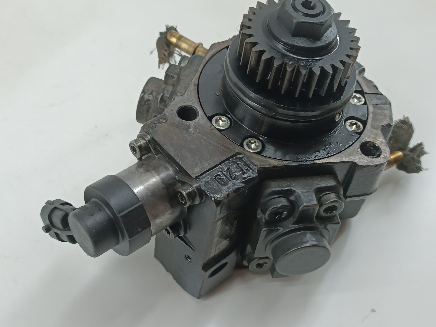 Bomba de injecção MERCEDES-BENZ C-CLASS T-Model (S205) | 14 -  Imagem-2