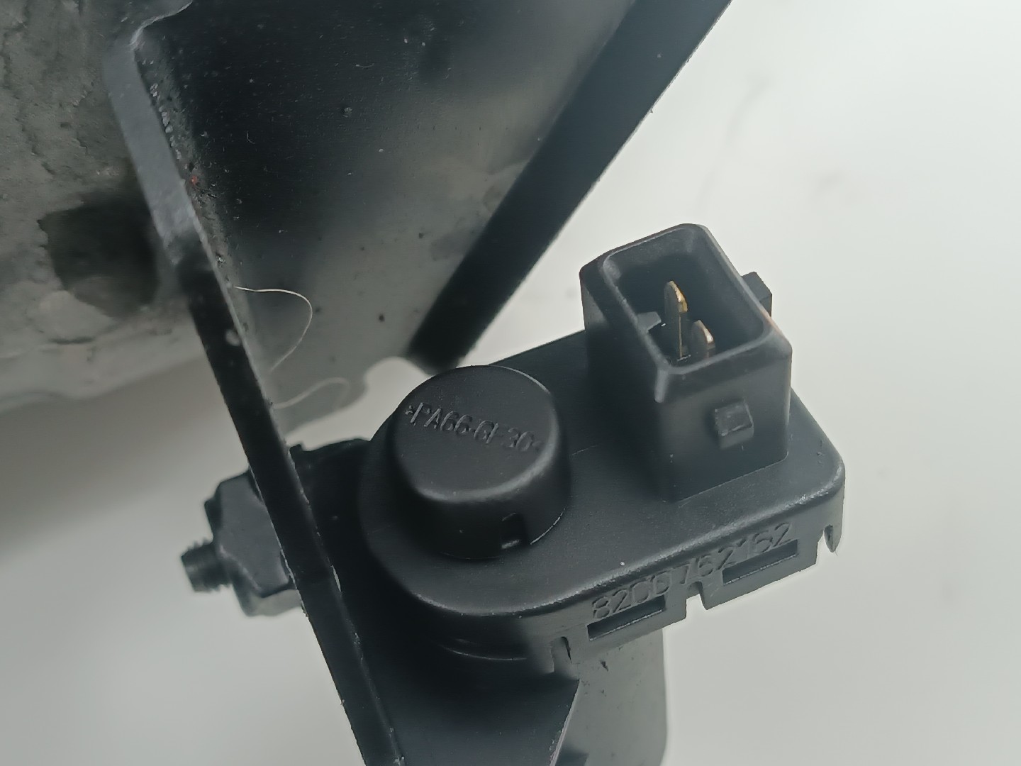 Suporte de filtro de óleo MERCEDES-BENZ C-CLASS T-Model (S205) | 14 -  Imagem-4