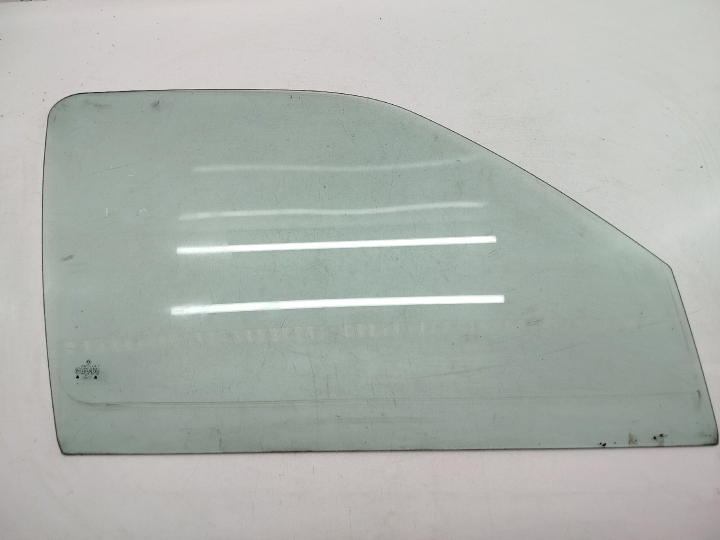 Vidro de Porta Frente Direito VOLKSWAGEN VENTO (1H2) | 91 - 98