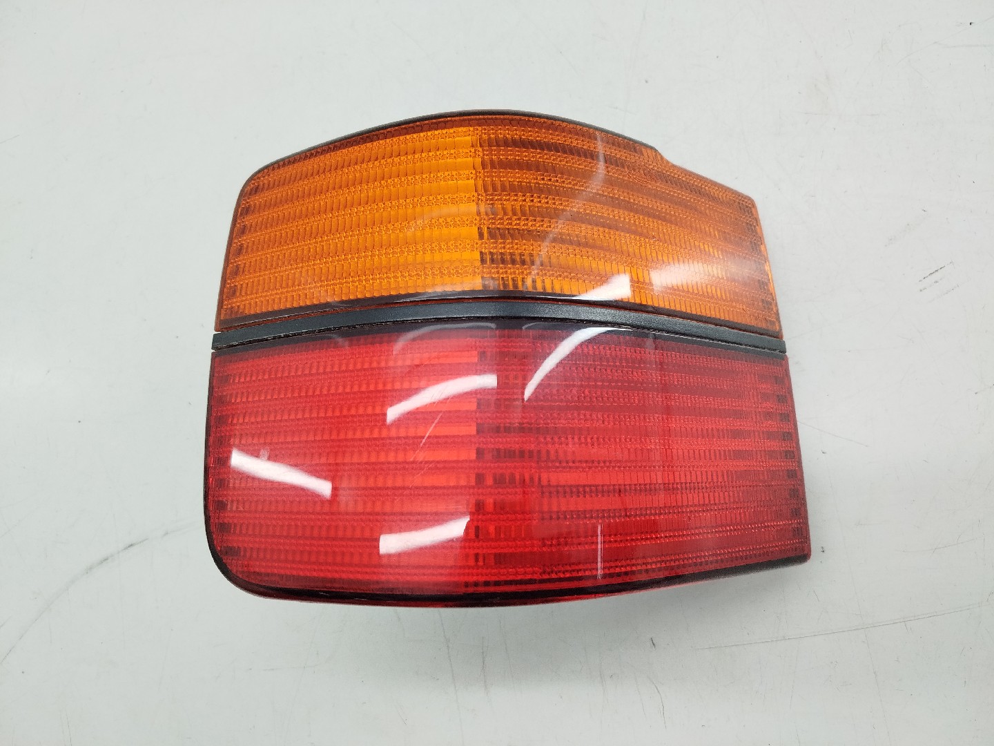 Farolim Stop Esquerdo VOLKSWAGEN VENTO (1H2) | 91 - 98