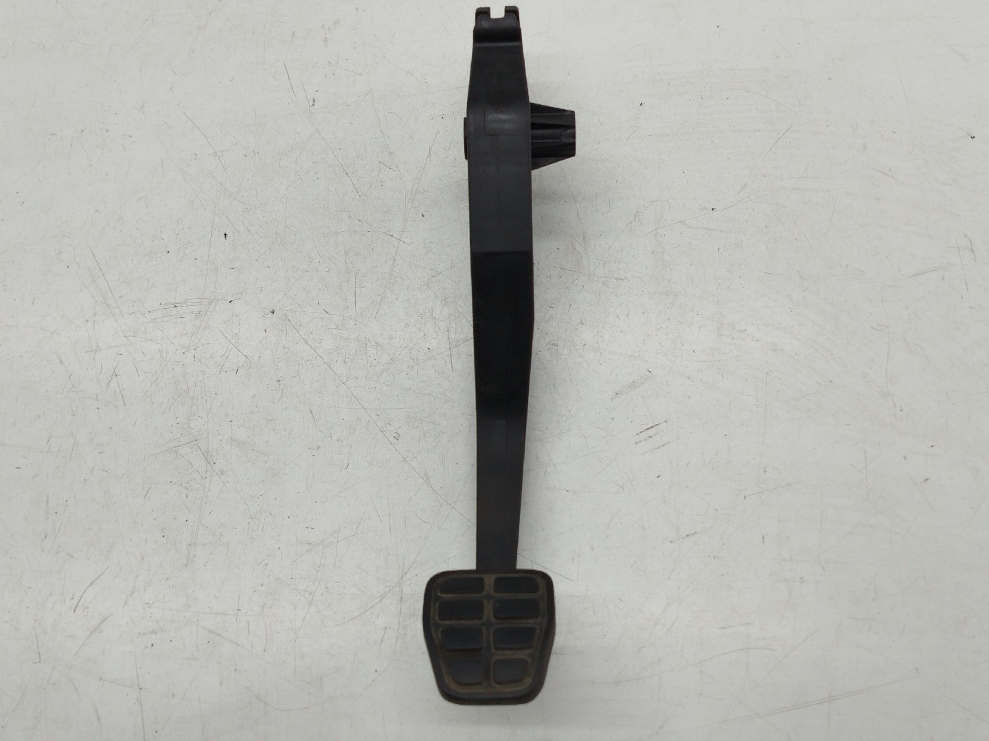 Pedal de embraiagem VOLKSWAGEN VENTO (1H2) | 91 - 98