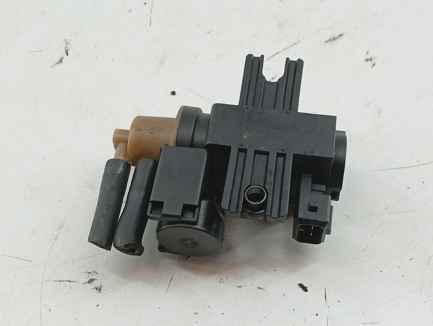 Válvula solenóide MERCEDES-BENZ C-CLASS T-Model (S205) | 14 -  Imagem-3