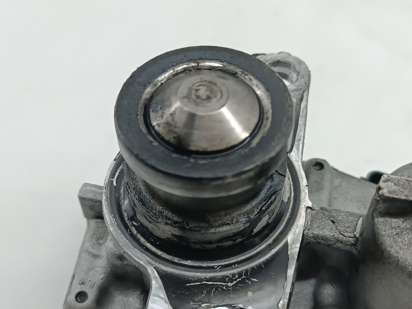 EGR Válvula MERCEDES-BENZ C-CLASS T-Model (S205) | 14 -  Imagem-1