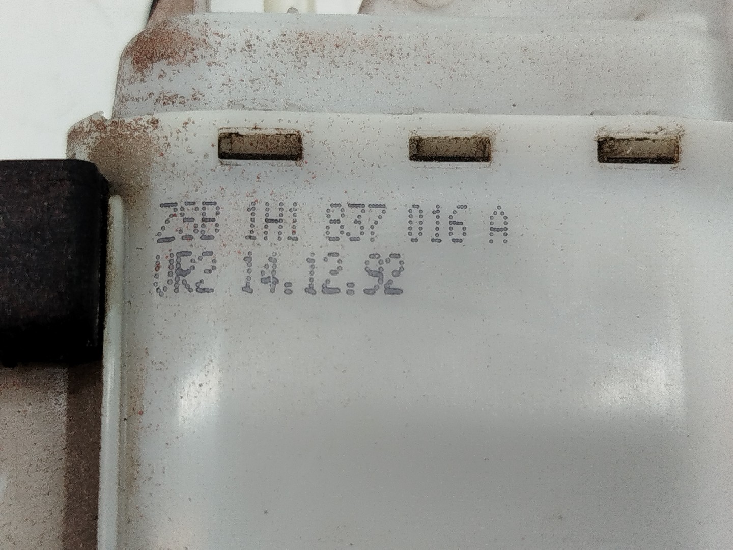 Fecho da Porta Frente Direito VOLKSWAGEN VENTO (1H2) | 91 - 98 Imagem-2