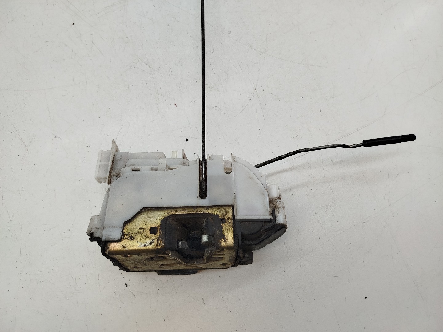 Fecho da Porta Frente Direito VOLKSWAGEN VENTO (1H2) | 91 - 98 Imagem-4