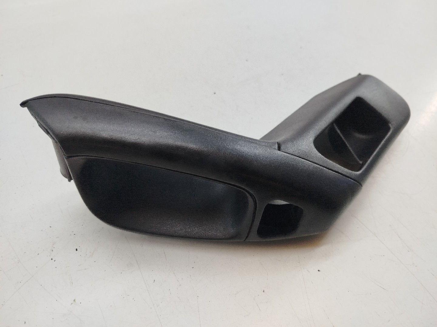 Pega da porta VOLKSWAGEN VENTO (1H2) | 91 - 98 Imagem-2