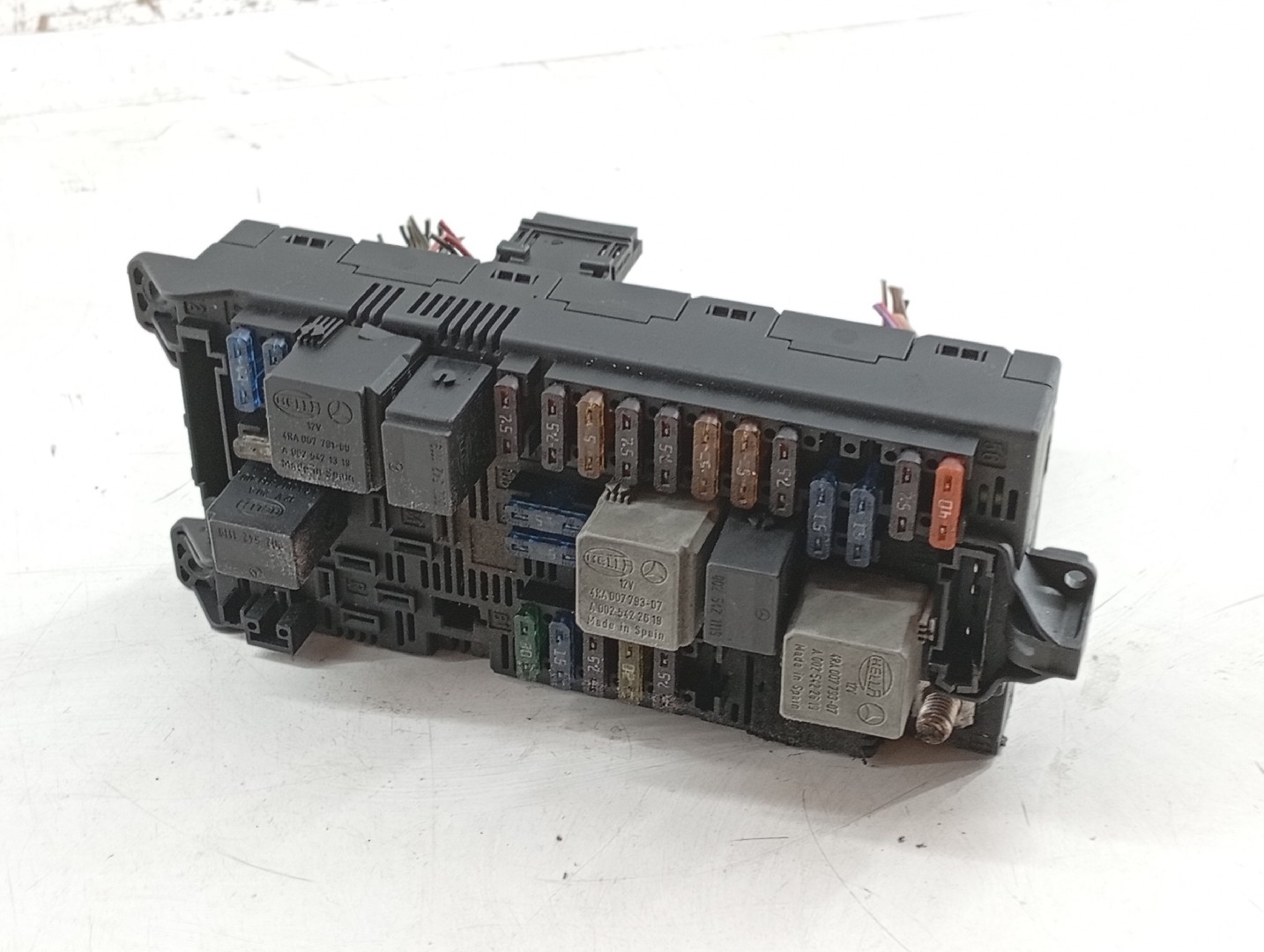 Caixa de fusíveis e relés MERCEDES-BENZ E-CLASS T-Model (S211) | 03 - 09 Imagem-3