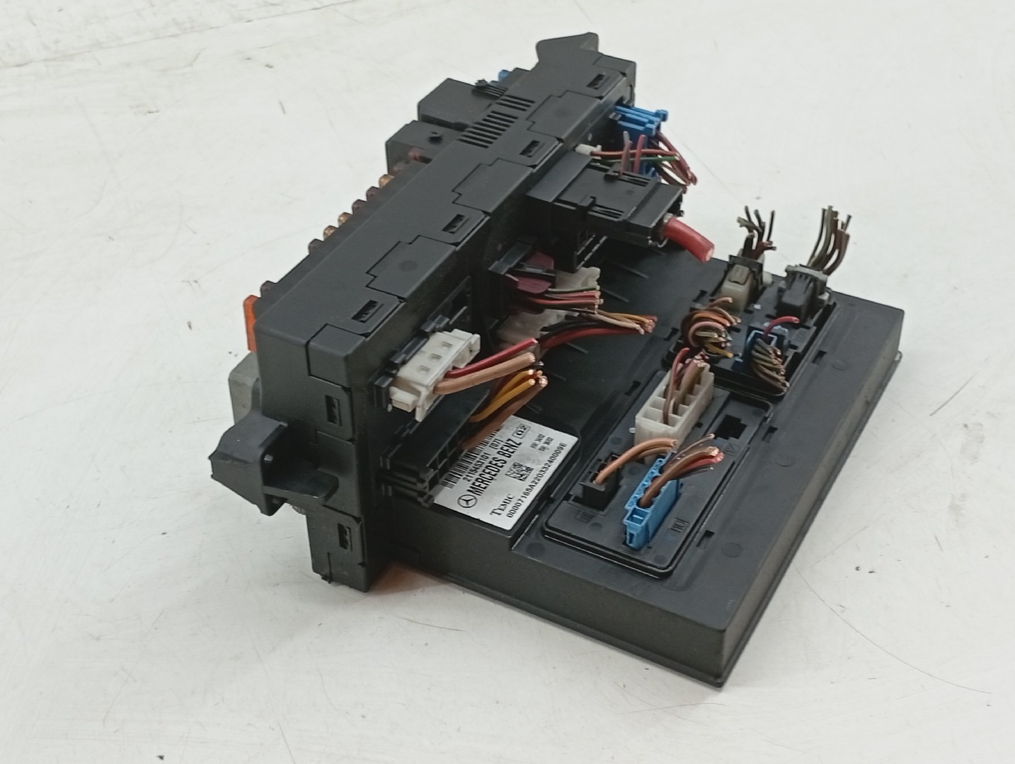 Caixa de fusíveis e relés MERCEDES-BENZ E-CLASS T-Model (S211) | 03 - 09 Imagem-2