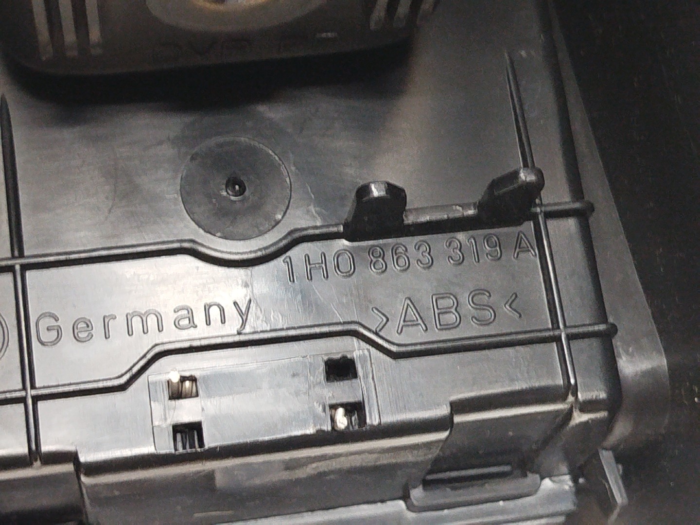 Consola Central VOLKSWAGEN VENTO (1H2) | 91 - 98 Imagem-4