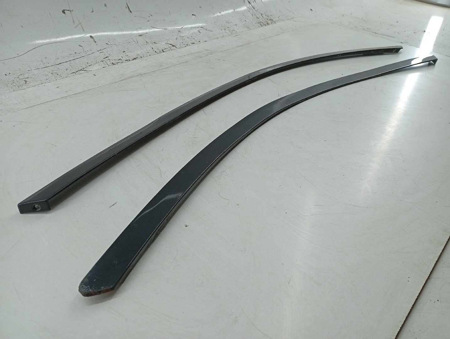Friso lateral de painel MERCEDES-BENZ E-CLASS (W211) | 02 - 09