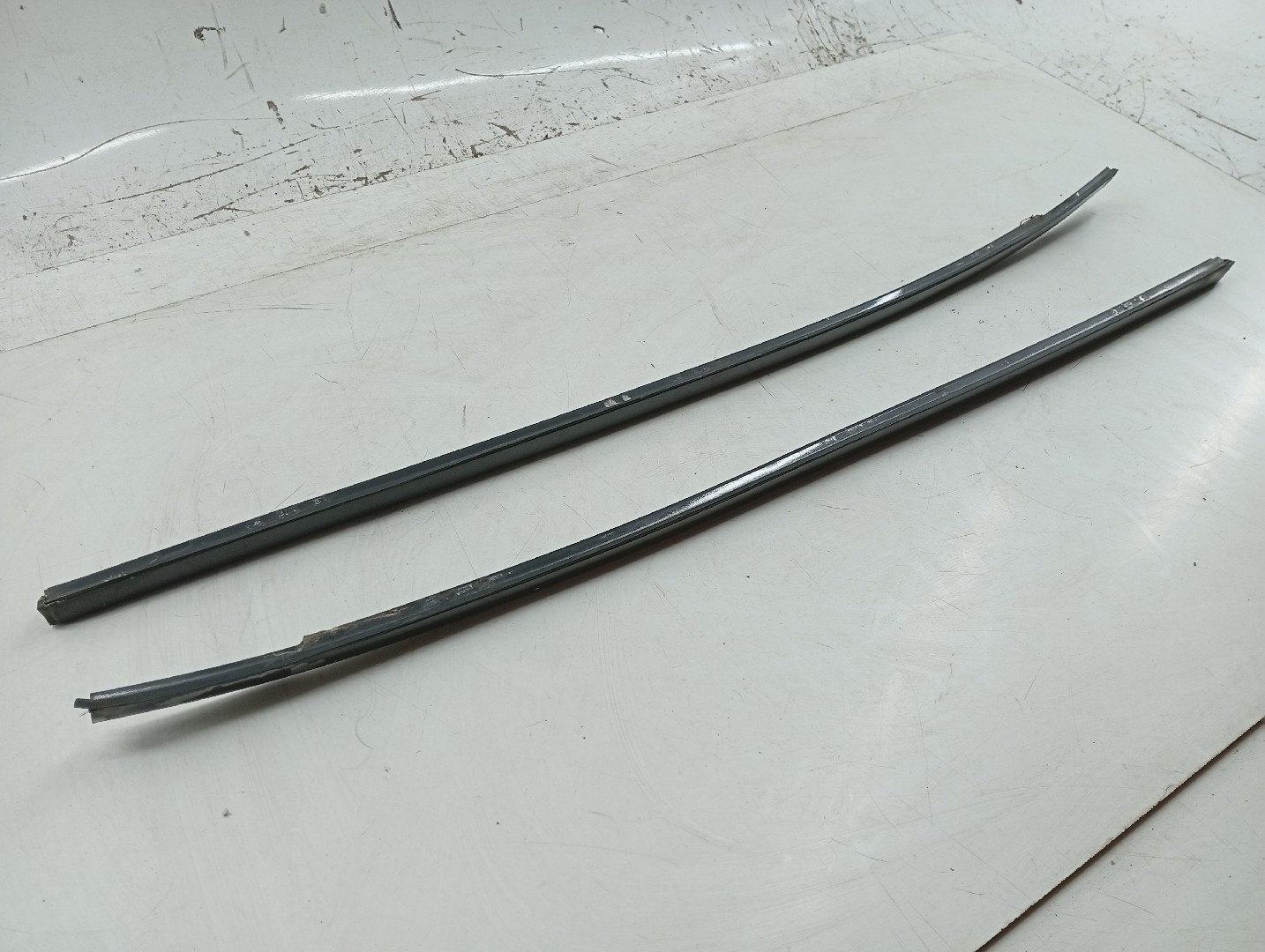 Friso do Vidro MERCEDES-BENZ E-CLASS T-Model (S211) | 03 - 09