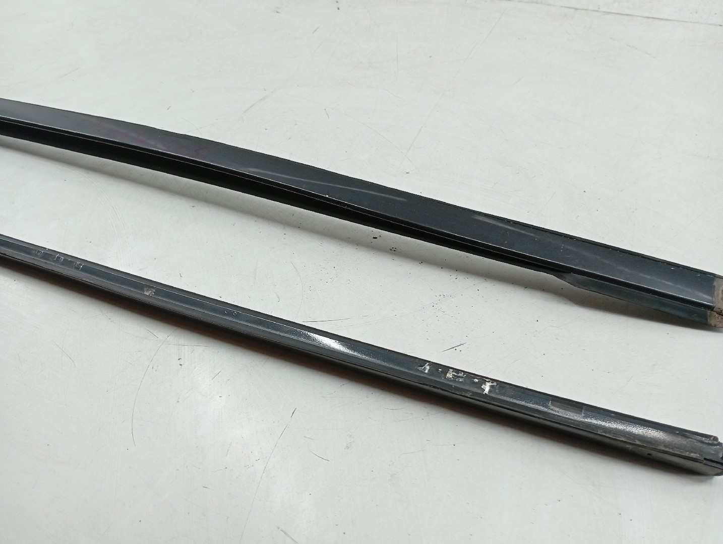 Friso do Vidro MERCEDES-BENZ E-CLASS T-Model (S211) | 03 - 09 Imagem-4