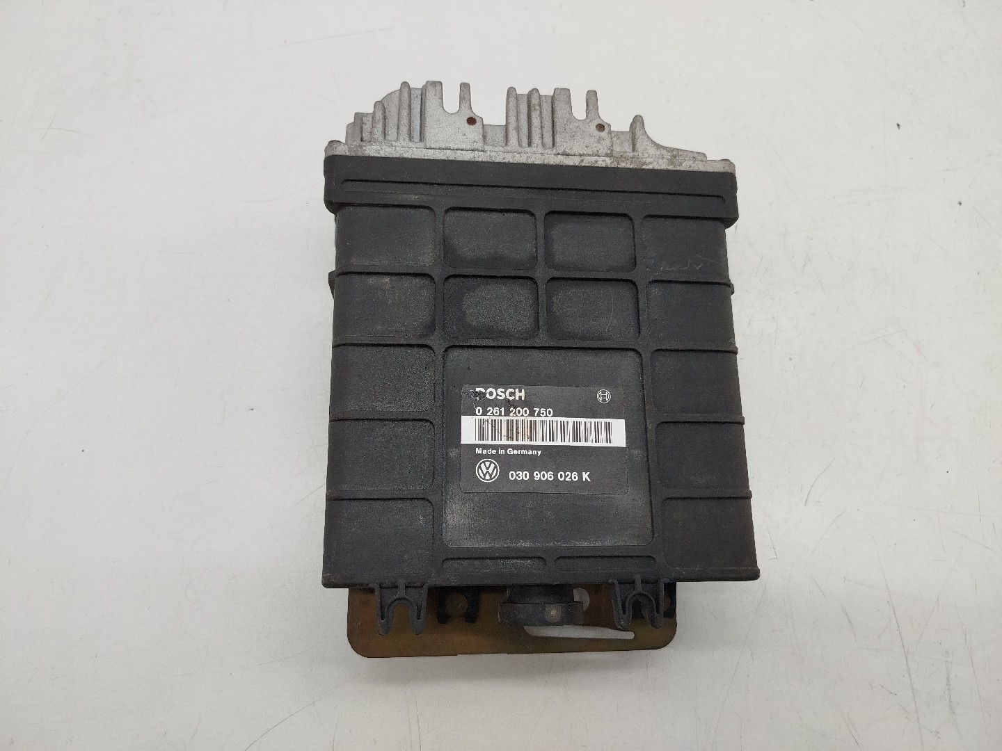 Centralina de Motor VOLKSWAGEN VENTO (1H2) | 91 - 98