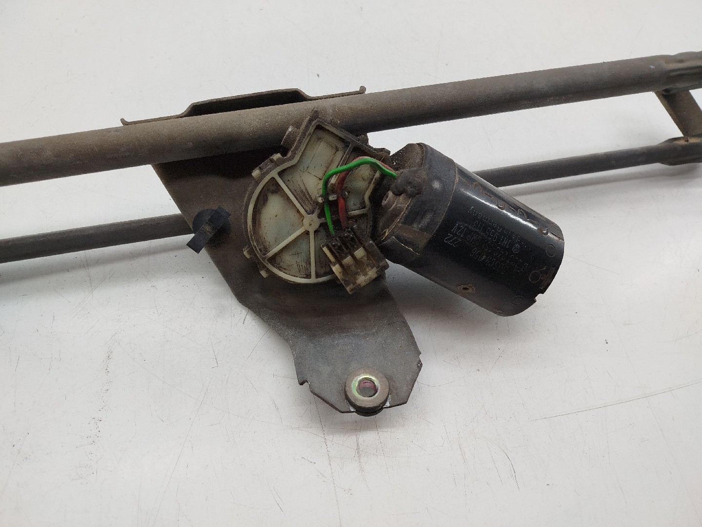 Motor do Limpa Para-Brisas VOLKSWAGEN VENTO (1H2) | 91 - 98 Imagem-1