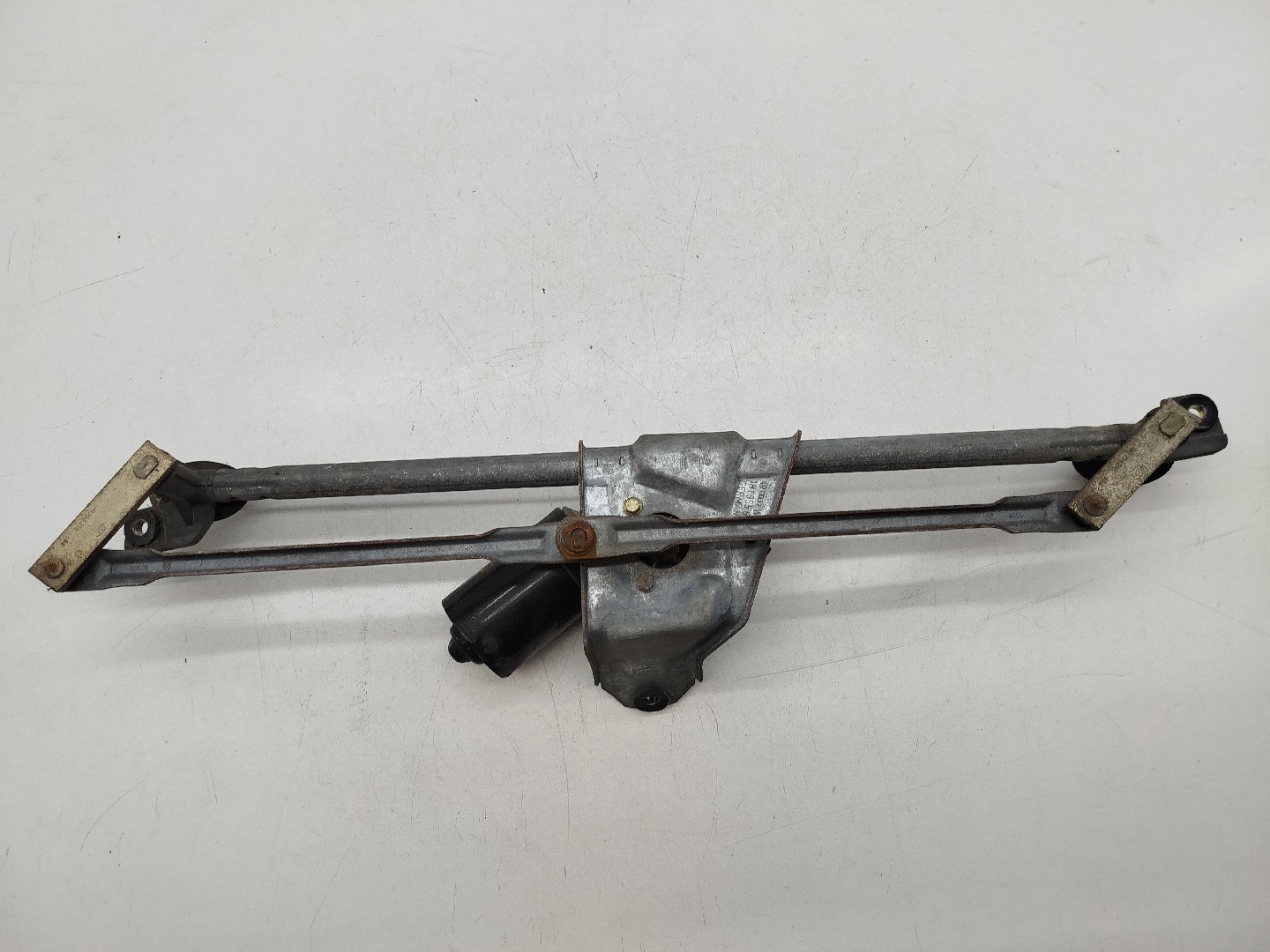 Motor do Limpa Para-Brisas VOLKSWAGEN VENTO (1H2) | 91 - 98 Imagem-4