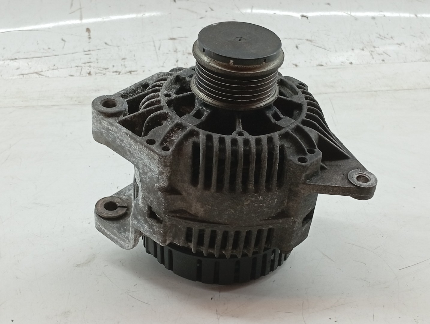 Alternador RENAULT LAGUNA I (B56_, 556_) | 93 - 02 Imagem-3