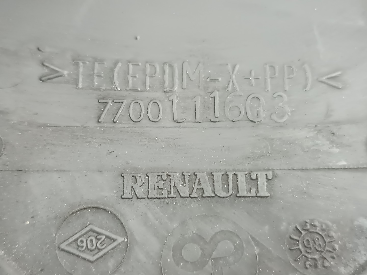 Tampa de distribuição RENAULT LAGUNA I (B56_, 556_) | 93 - 02 Imagem-1