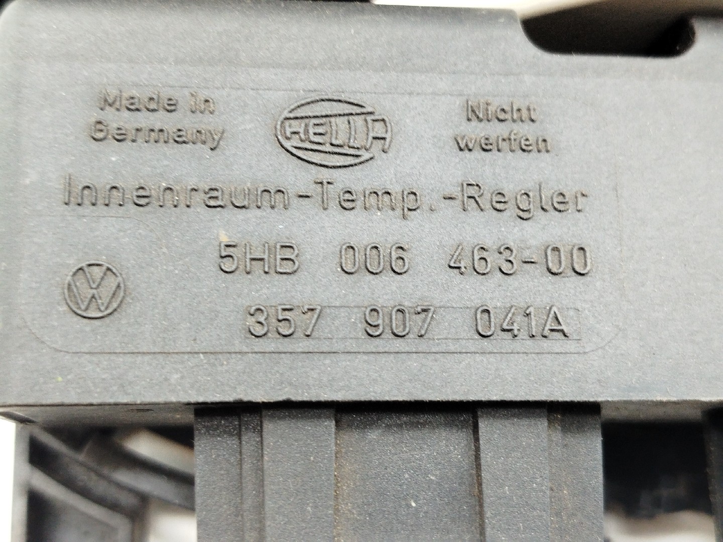 Consola da sofagem VOLKSWAGEN VENTO (1H2) | 91 - 98 Imagem-2