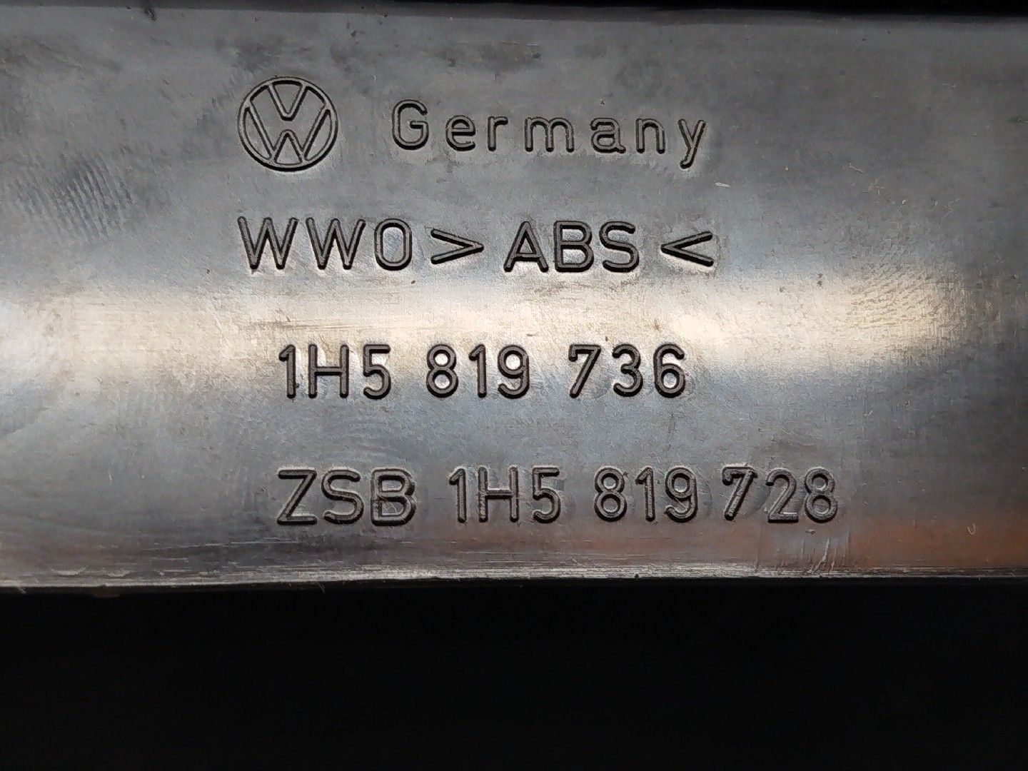 Moldura de consola central VOLKSWAGEN VENTO (1H2) | 91 - 98 Imagem-4