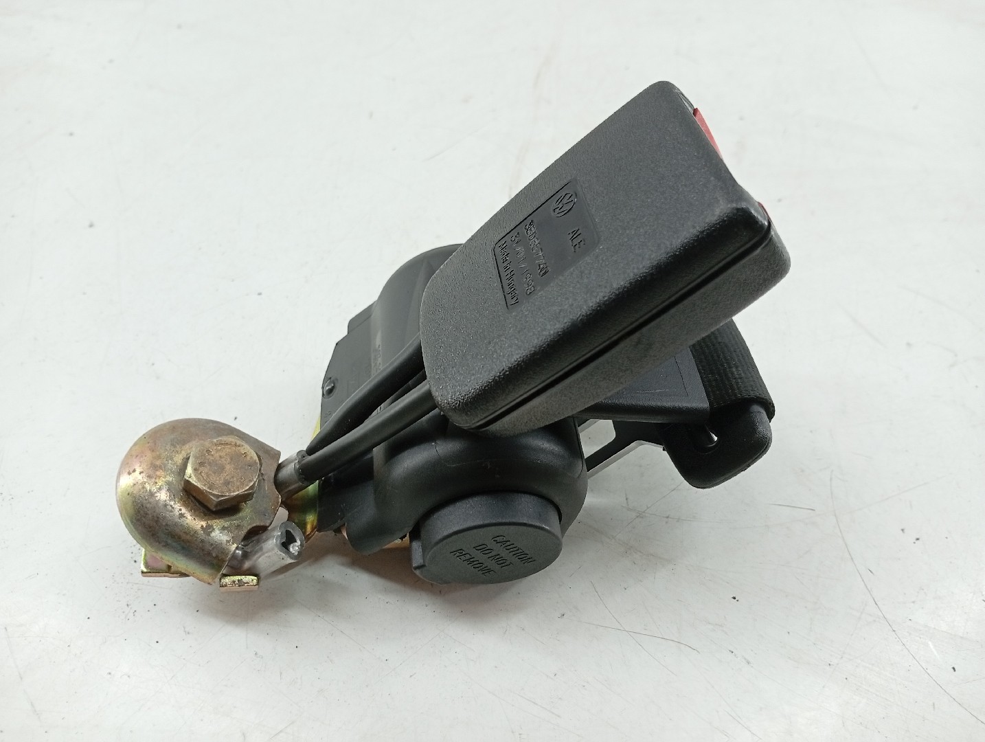Encaixe cinto traseiro VOLKSWAGEN PASSAT (3B3) | 00 - 05 Imagem-2