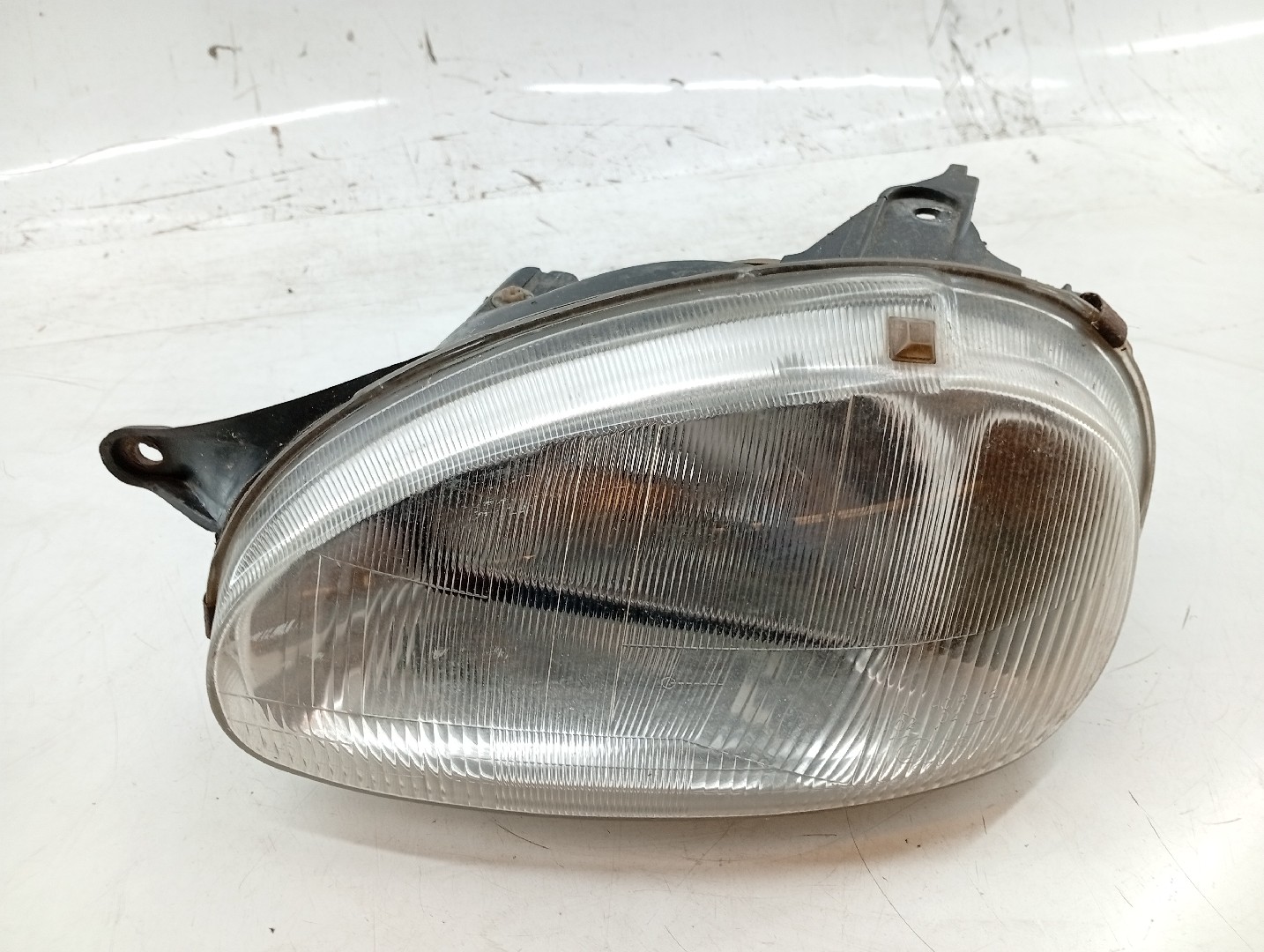 Ótica Esquerda OPEL CORSA B Caixa (S93) | 94 - 01