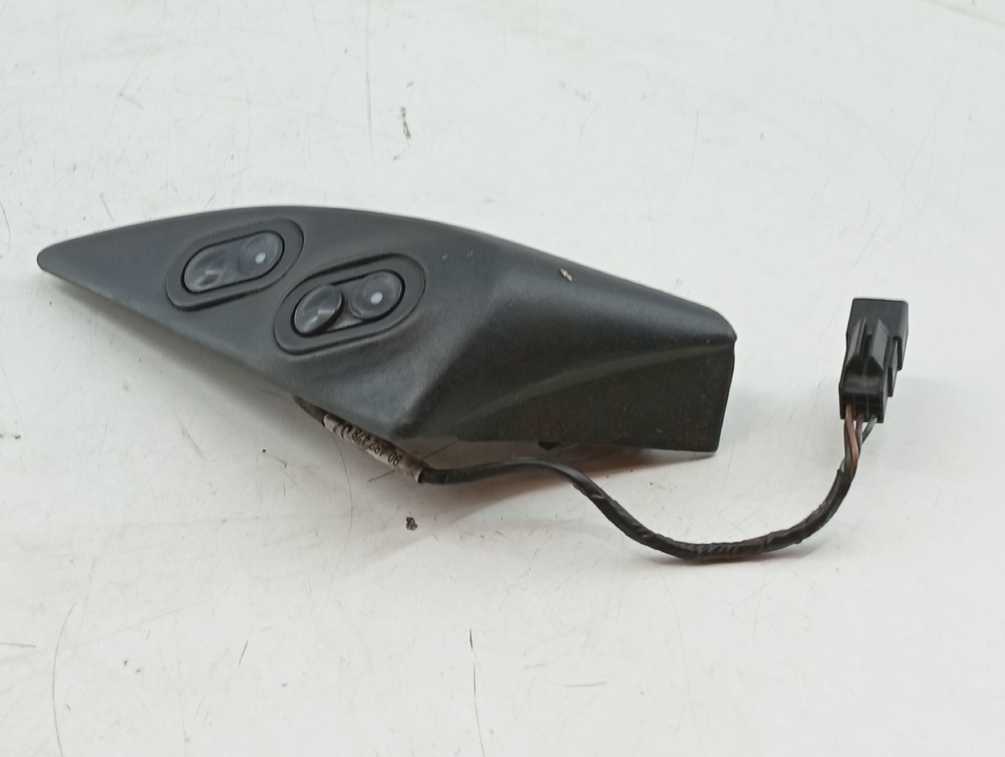 Comutador de vidro frente esquerdo OPEL CORSA B Caixa (S93) | 94 - 01 Imagem-3