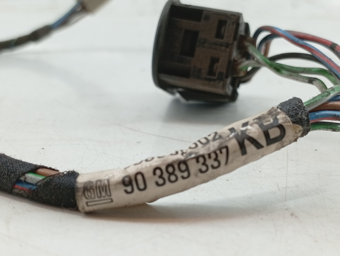 Comutador de vidro frente direito OPEL CORSA B Caixa (S93) | 94 - 01 Imagem-3